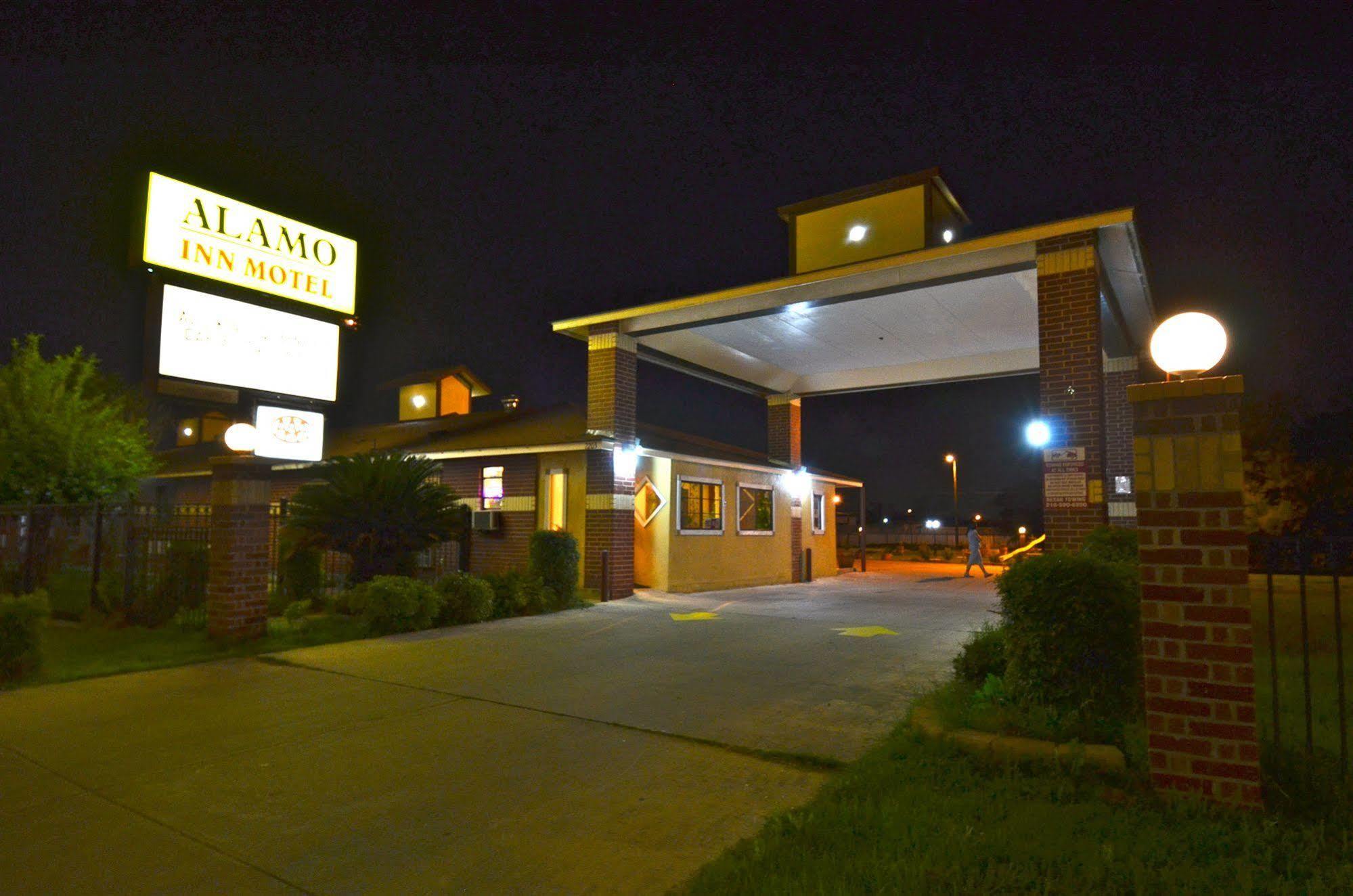 Americas Best Value Inn San Antonio Downtown Riverwalk מראה חיצוני תמונה